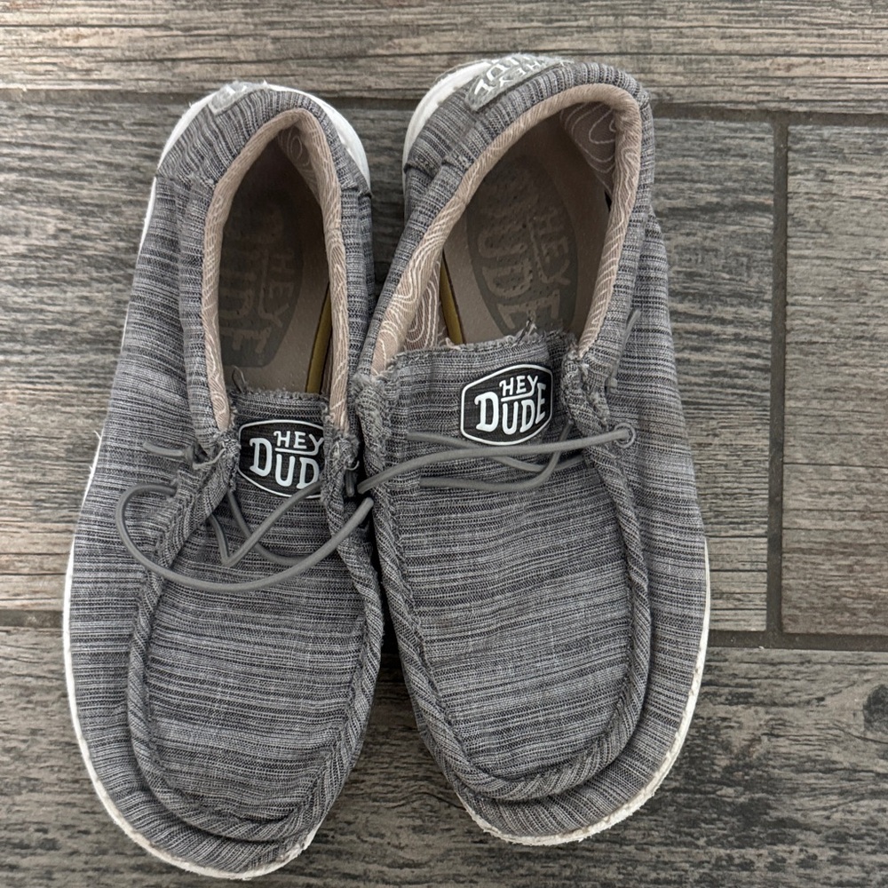 Hey Dude Boys Textured Gray Loafers
